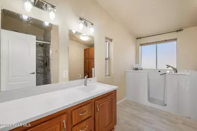 1320 N Chestnut Trail, Dewey-Humboldt, AZ 86327 - Photo 21