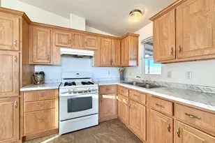 54125 N Mariposa Ln, Seligman, AZ 86337 - Photo 5