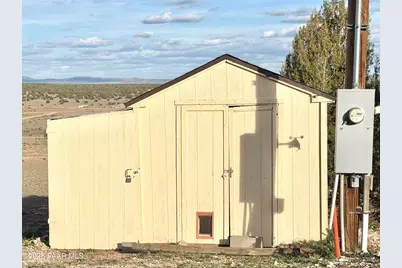 54125 N Mariposa Lane, Seligman, AZ 86337 - Photo 33