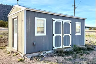 54125 N Mariposa Ln, Seligman, AZ 86337 - Photo 31