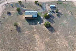 54125 N Mariposa Ln, Seligman, AZ 86337 - Photo 35