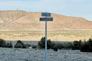 54125 N Mariposa Ln, Seligman, AZ 86337 - Photo 37
