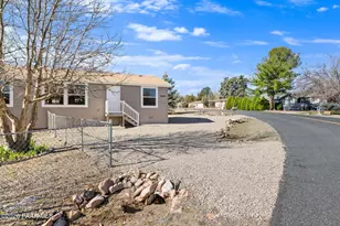 10397 E Durham Rd, Dewey-Humboldt, AZ 86327 - Photo 9