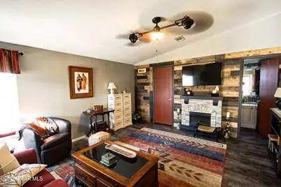 855 N Country View Drive, Prescott Valley, AZ 86327 - Photo 7