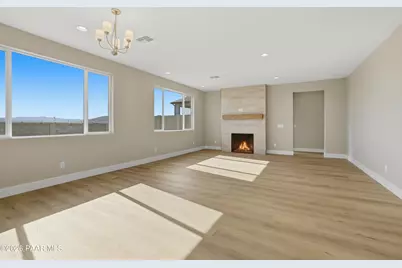 7507 E Louie Lane, Prescott Valley, AZ 86315 - Photo 13