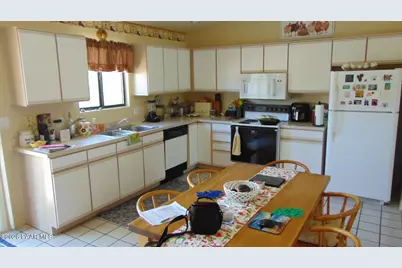 7076 E Spouse Drive, Prescott Valley, AZ 86314 - Photo 9