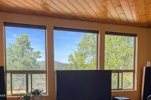 43276 N Hallelujah Ln, Seligman, AZ 86337 - Photo 9