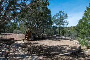 43276 N Hallelujah Ln, Seligman, AZ 86337 - Photo 25