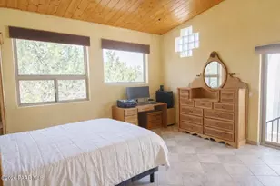 43276 N Hallelujah Ln, Seligman, AZ 86337 - Photo 15