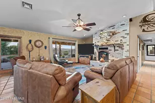 51829 N 295th Ave, Wickenburg, AZ 85390 - Photo 9