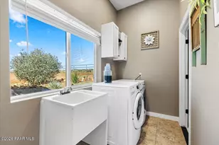 1375 N Rabbit Ridge Rd, Dewey-Humboldt, AZ 86327 - Photo 21