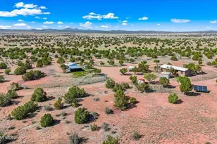 45437 N Jacqueline Hill Dr, Ash Fork, AZ 86320 - Photo 21