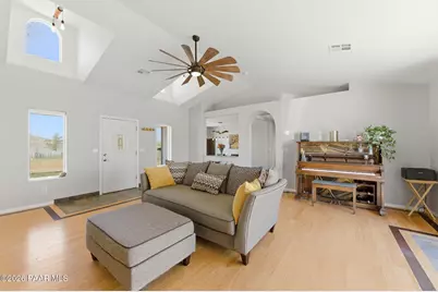 445 S Bella Road, Chino Valley, AZ 86323 - Photo 13