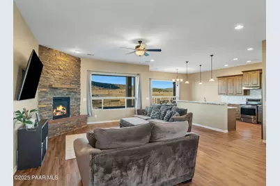 10976 E Angies Way, Prescott Valley, AZ 86315 - Photo 9