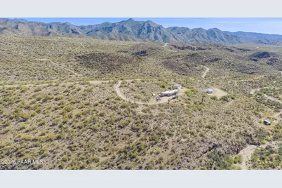 35220 S Rebel Pass, Morristown, AZ 85342 - Photo 13