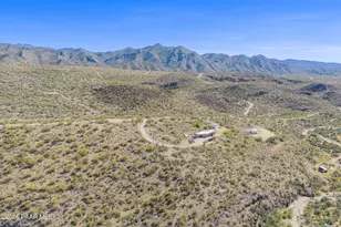 35220 S Rebel Pass, Morristown, AZ 85342 - Photo 13