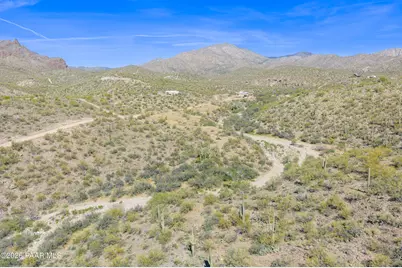 35220 S Rebel Pass, Morristown, AZ 85342 - Photo 5