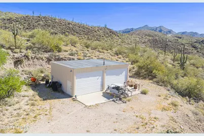 35220 S Rebel Pass, Morristown, AZ 85342 - Photo 17