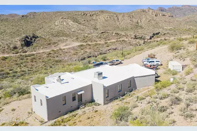 35220 S Rebel Pass, Morristown, AZ 85342 - Photo 19