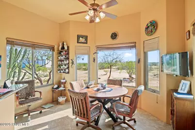 48424 N 520th Avenue, Aguila, AZ 85320 - Photo 17