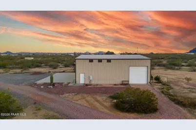 48424 N 520th Avenue, Aguila, AZ 85320 - Photo 13
