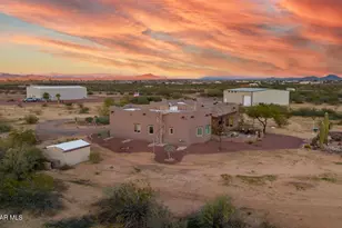 48424 N 520th Ave, Aguila, AZ 85320 - Photo 59