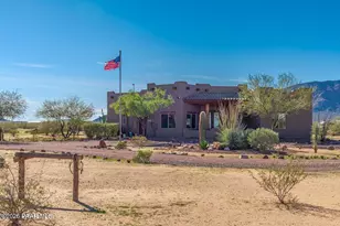 48424 N 520th Ave, Aguila, AZ 85320 - Photo 9