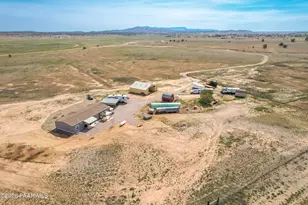 1285 W Kings Ct, Paulden, AZ 86334 - Photo 33