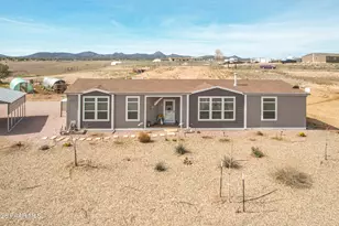 1285 W Kings Ct, Paulden, AZ 86334 - Photo 3