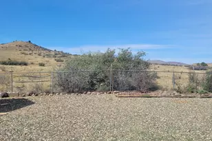 1056 N Swiss St, Dewey-Humboldt, AZ 86327 - Photo 9