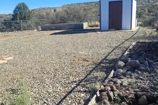 1056 N Swiss St, Dewey-Humboldt, AZ 86327 - Photo 11