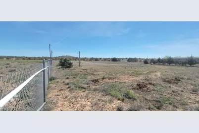 25365 N Cedar Drive, Paulden, AZ 86334 - Photo 1