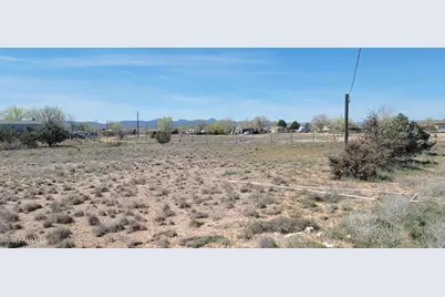 25365 N Cedar Drive, Paulden, AZ 86334 - Photo 9