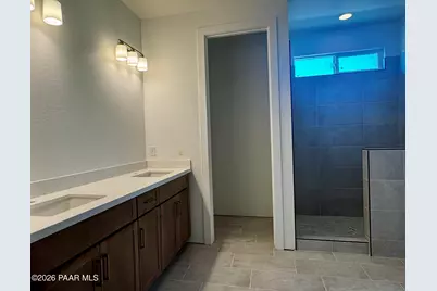 5233 N Woodsworth Way, Prescott Valley, AZ 86314 - Photo 11