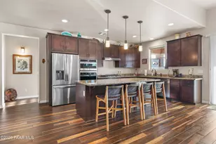 8778 Powder Horn Ln, Prescott Valley, AZ 86315 - Photo 7