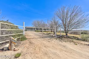 1625 N Hidden Valley Way, Dewey-Humboldt, AZ 86327 - Photo 37