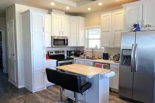 11350 E Sarah Jane Ln 24, Dewey-Humboldt, AZ 86327 - Photo 9