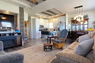 11350 E Sarah Jane Ln 24, Dewey-Humboldt, AZ 86327 - Photo 3