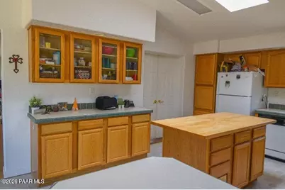 42449 N Spooky Owl Trail, Seligman, AZ 86337 - Photo 9