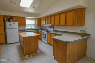 42449 N Spooky Owl Trl, Seligman, AZ 86337 - Photo 7