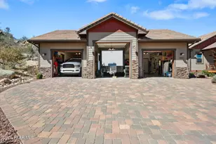 3292 Pamela St, Prescott, AZ 86305 - Photo 9