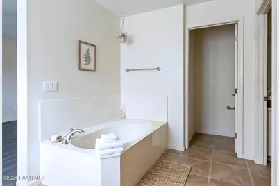 988 Louie Street, Prescott, AZ 86301 - Photo 9