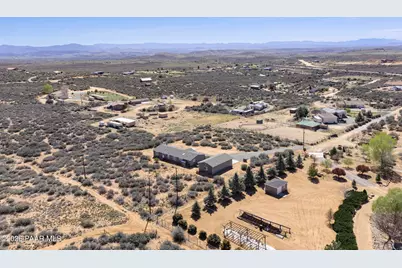 33 S Jay Bird Lane, Dewey-Humboldt, AZ 86327 - Photo 11