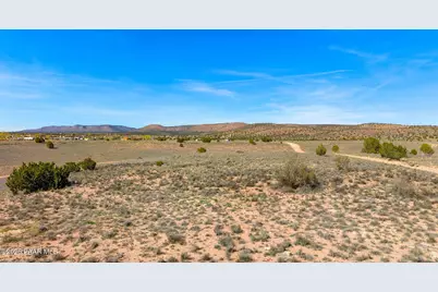 25640 N Lopez Drive, Paulden, AZ 86334 - Photo 17