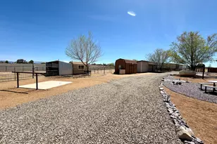 1755 S Johnson Ln, Chino Valley, AZ 86323 - Photo 31