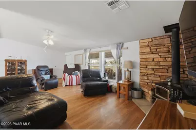 1180 Rolling Hills Road, Paulden, AZ 86334 - Photo 7