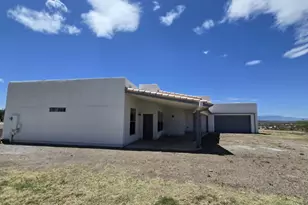 3760 E Airport Dr, Rimrock, AZ 86335 - Photo 5