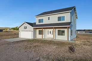 25099 N Constitution Dr, Paulden, AZ 86334 - Photo 3