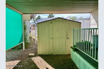 19101 E Palm Lane #19, Black Canyon City, AZ 85324 - Photo 27