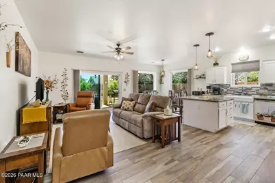 7641 E Shimmer Lane, Prescott Valley, AZ 86315 - Photo 9